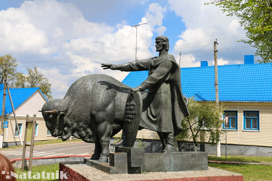 Владимир Василькович, памятник основателю крепости, Каменец