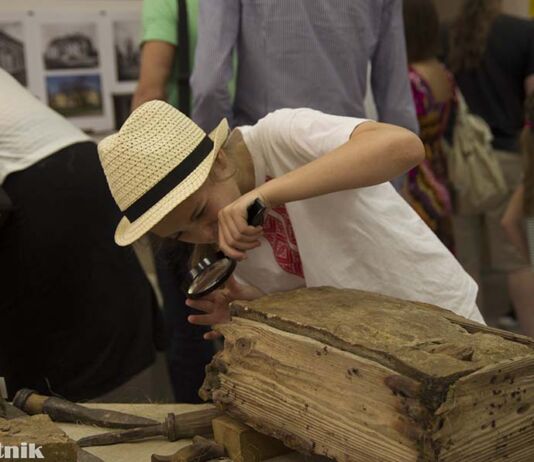 В Бресте открылась выставка старинного кирпича (фото)