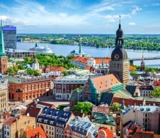 Выбор Natatnik: топ-5 городов для активных брестчан Рига, туризм