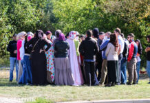 Беженцы: Нам сказали убраться до 18 часов чеченские беженцы в Бресте, беженцы