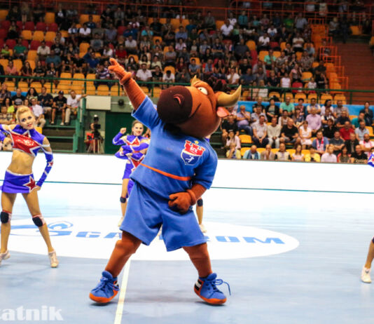 БГК дома уверенно переиграл «Извиджач»