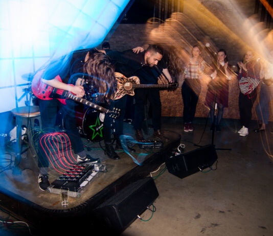 Касмічны Re1ikt зачараваў берасцейцаў (Фотарэпартаж) Re1ikt