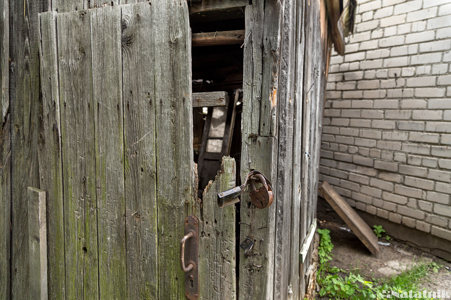 Брест, Ефим Басин, улицы Бреста, старые дома Бреста, дворы Бреста, дворики, сарай