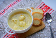Суп з сырнымі шарыкамі