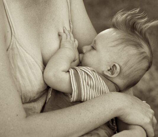 Кормление грудью сквозь времена и пространства — участвуйте в проекте!