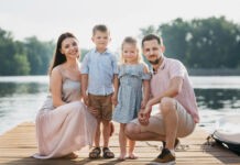 «Хочется дать больше, чем было у нас». Молодая семья о жизни и воспитании детей Семья Назаровых