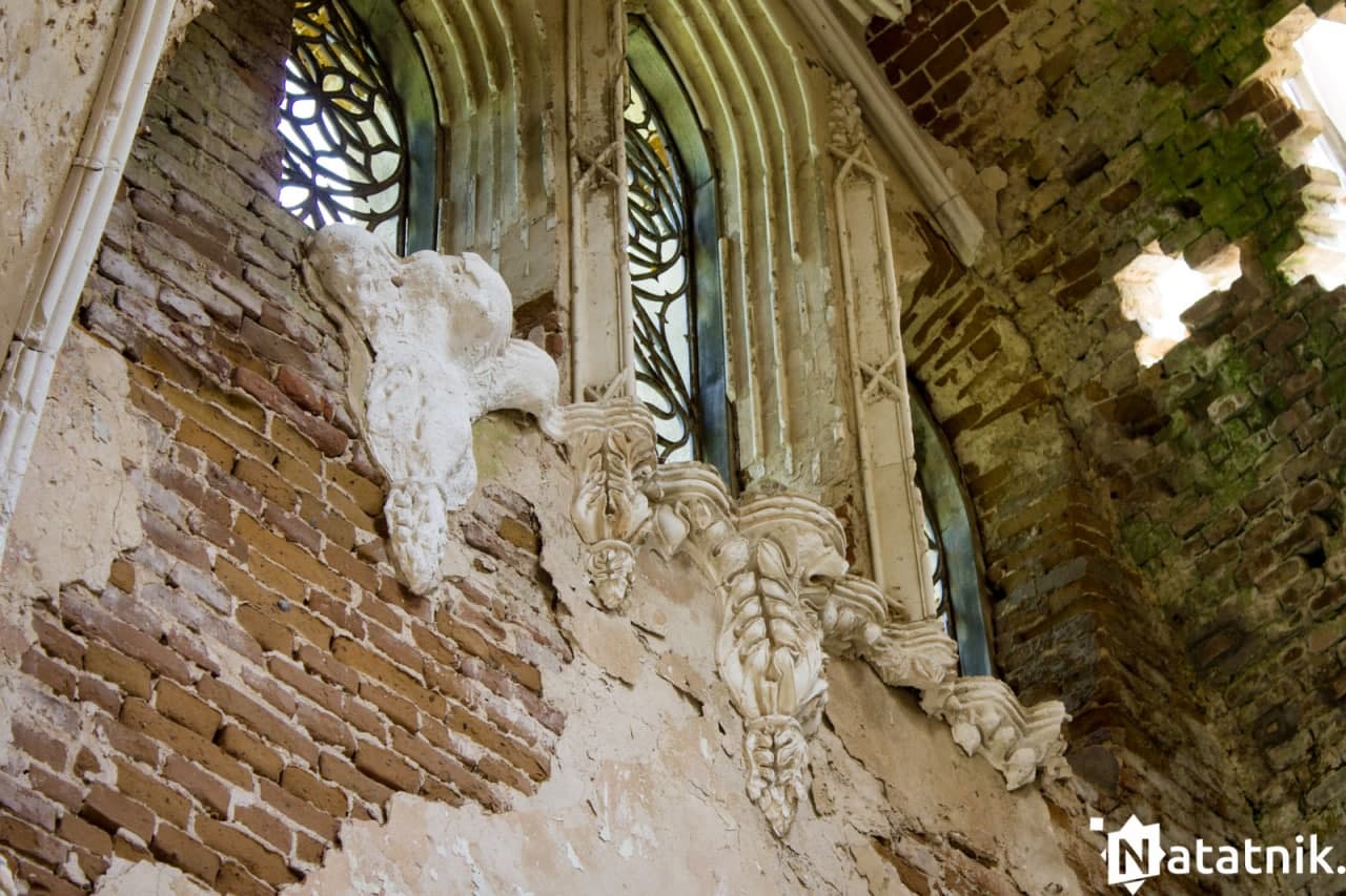 Усыпальница Ожешко, Закозель