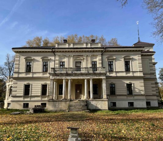 Лынтупы: Былая рэзідэнцыя Бішэўскіх