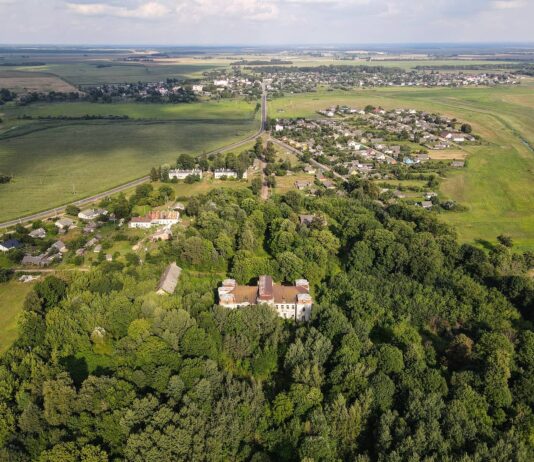 Палац-масакра ў Жалудку